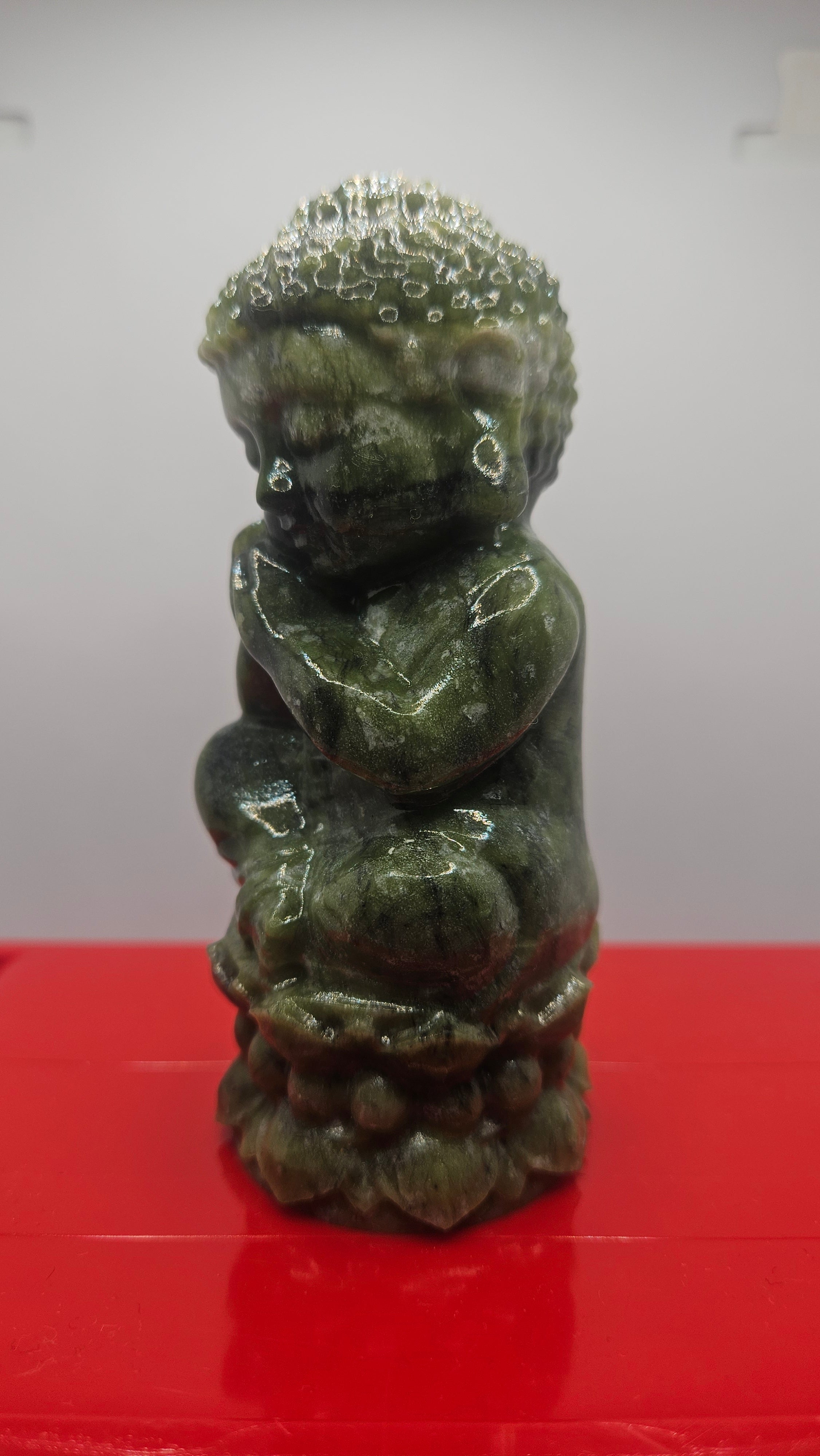 Grünejade Budda